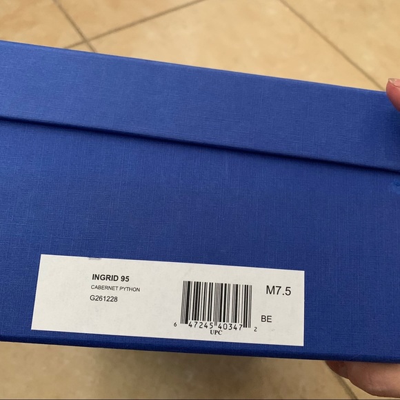 Stuart Weitzman Ingred Maroon Python Heels 7.5 - Picture 8 of 9